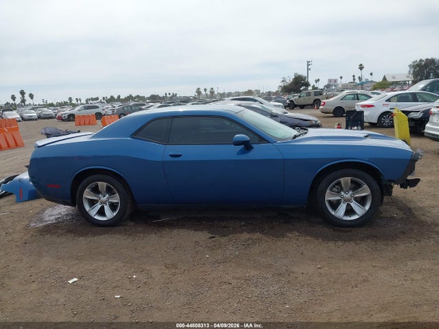 44808313 :رقم المزاد ، 2C3CDZAG1NH200099 vin ، 2022 Dodge Challenger Sxt مزاد بيع