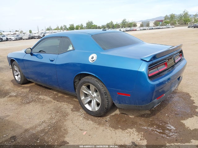 44808313 :رقم المزاد ، 2C3CDZAG1NH200099 vin ، 2022 Dodge Challenger Sxt مزاد بيع