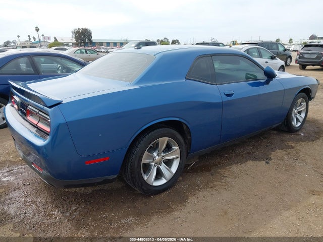 44808313 :رقم المزاد ، 2C3CDZAG1NH200099 vin ، 2022 Dodge Challenger Sxt مزاد بيع