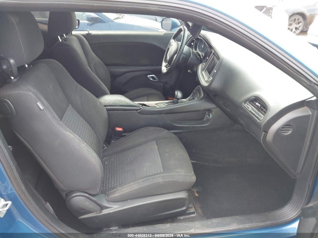 44808313 :رقم المزاد ، 2C3CDZAG1NH200099 vin ، 2022 Dodge Challenger Sxt مزاد بيع