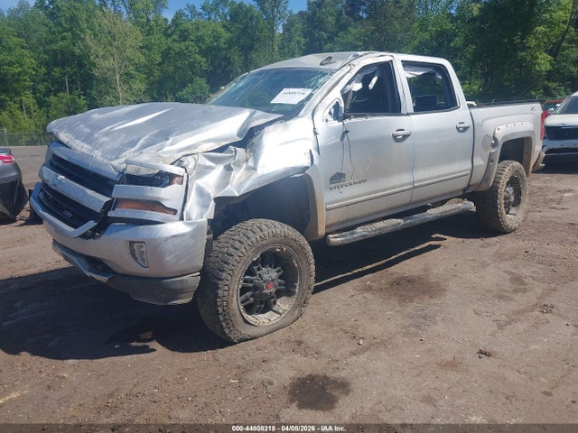 2016 Chevrolet Silverado 1500 2lt მანქანა იყიდება აუქციონზე, vin: 3GCUKREC8GG135798, აუქციონის ნომერი: 44808318
