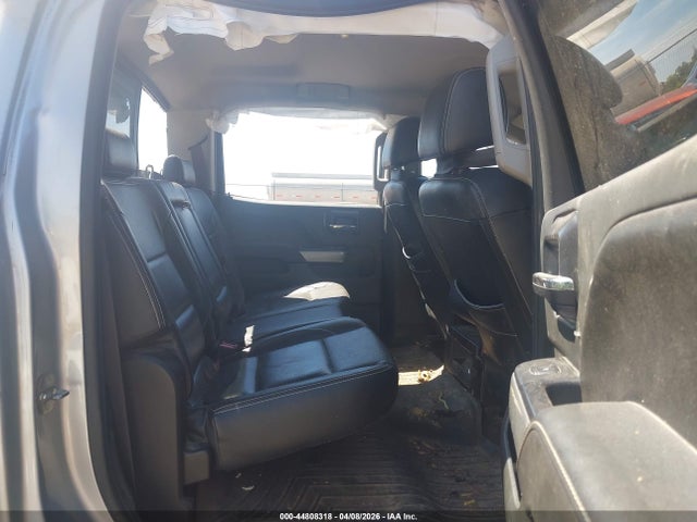 2016 Chevrolet Silverado 1500 2lt მანქანა იყიდება აუქციონზე, vin: 3GCUKREC8GG135798, აუქციონის ნომერი: 44808318