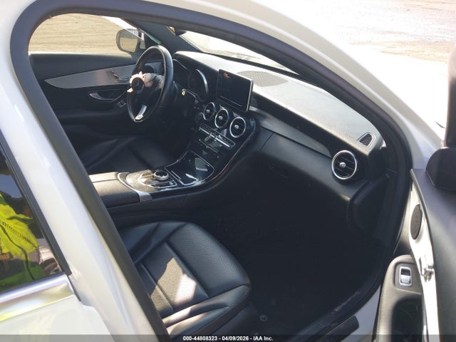 55SWF4JB7JU242186 Mercedes-Benz C 300