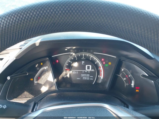 Honda Civic Lx 2018 2HGFC2F59JH568469 Image 7