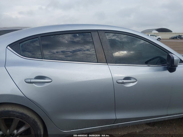 3MZBN1V36JM200458 Mazda Mazda3 Touring