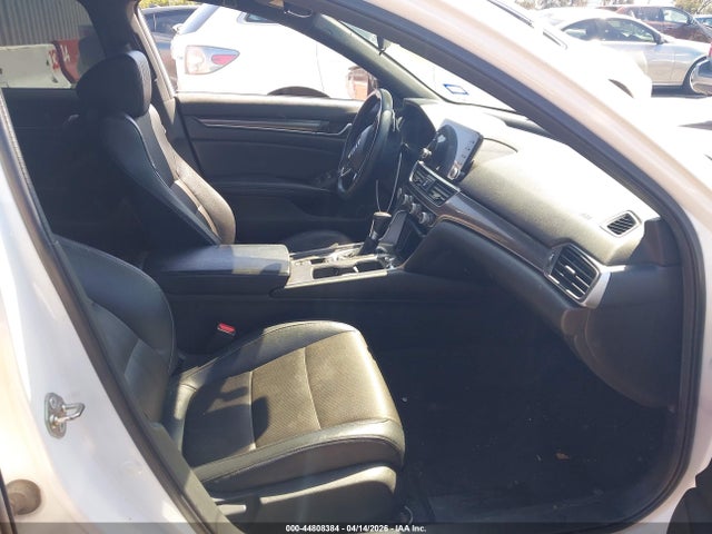 1HGCV1F38JA164180 Honda Accord Sport