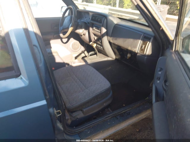 Продаж на аукціоні авто 1999 Jeep Cherokee Classic/sport, vin: 1J4FF68S3XL597553, номер лоту: 44808427