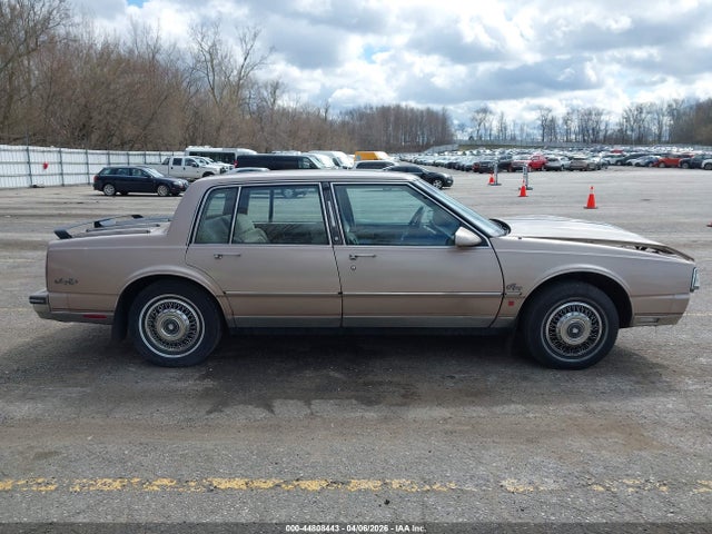 Продажа на аукционе авто 1988 Oldsmobile 98 Regency Brougham, vin: 1G3CW51C6J4344606, номер лота: 44808443