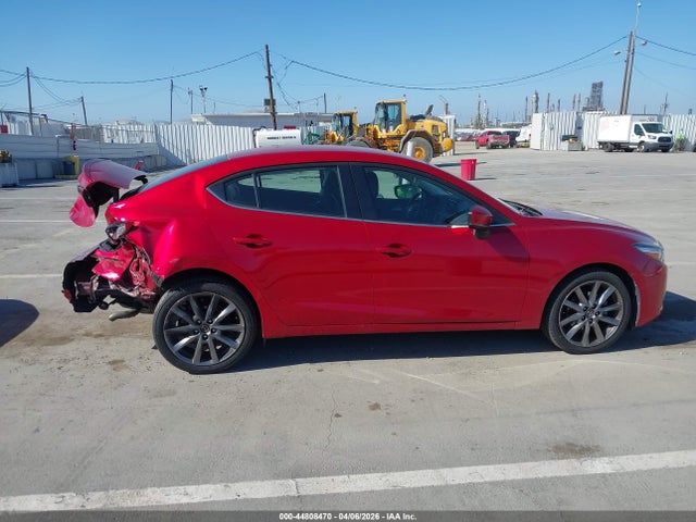44808470 :رقم المزاد ، 3MZBN1V3XJM203704 vin ، 2018 Mazda Mazda3 Touring مزاد بيع