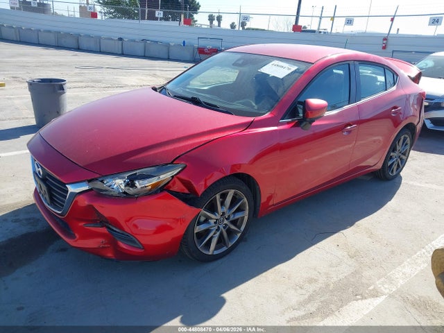 44808470 :رقم المزاد ، 3MZBN1V3XJM203704 vin ، 2018 Mazda Mazda3 Touring مزاد بيع