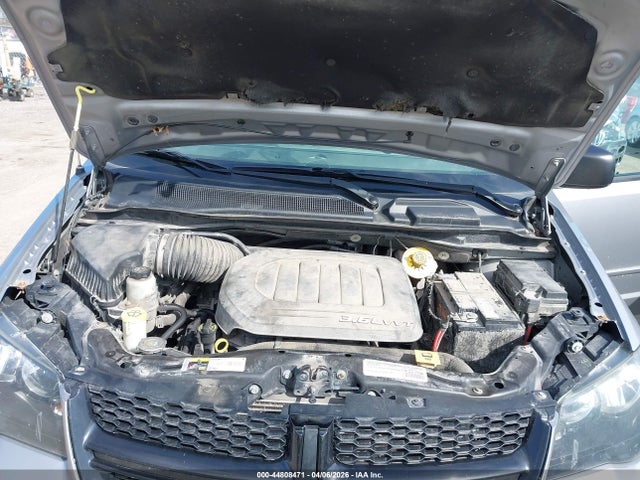 2C4RDGBG7FR523044 Dodge Grand Caravan Se