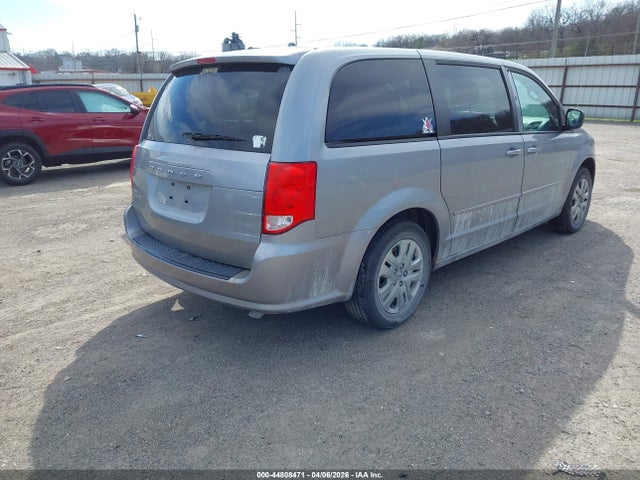 2C4RDGBG7FR523044 Dodge Grand Caravan Se