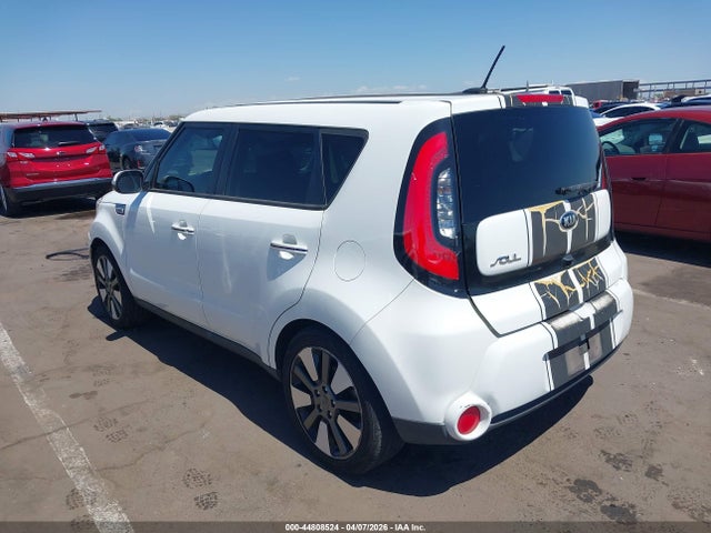 KNDJX3A53F7163351 KIA Soul !