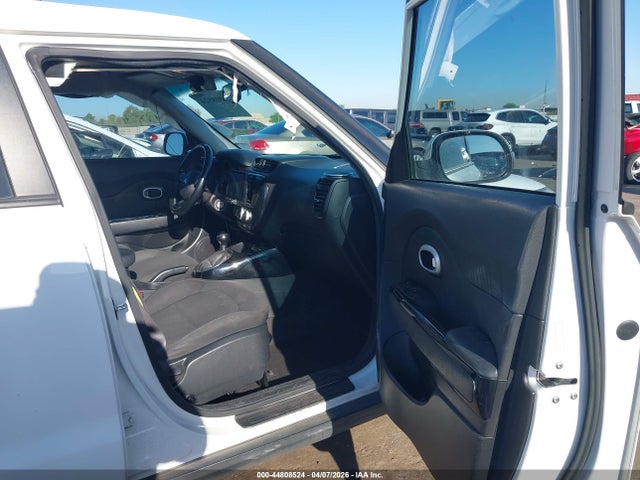 KNDJX3A53F7163351 KIA Soul !