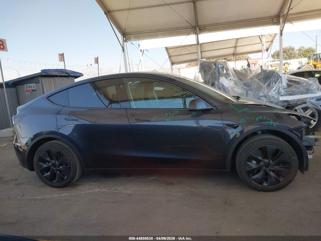 Aukcja sprzedaży 2024 Tesla Model Y Long Range Single Motor Rear-wheel Drive/rwd, vin: 7SAYGDED3RF105411, numer aukcji: 44808530