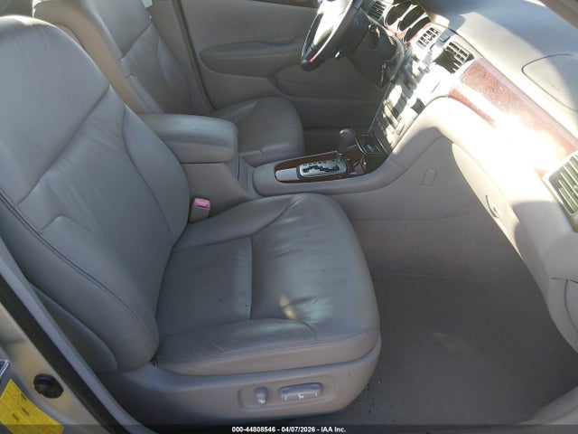2004 Lexus Es 330 მანქანა იყიდება აუქციონზე, vin: JTHBA30G545010373, აუქციონის ნომერი: 44808546