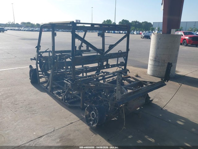 2025 Polaris Ranger Crew 1000 Premium მანქანა იყიდება აუქციონზე, vin: 4XAT6E998S8713282, აუქციონის ნომერი: 44808550