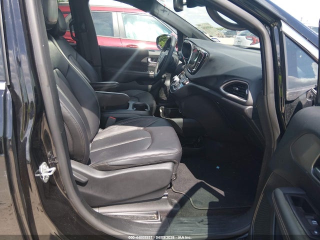 Продаж на аукціоні авто 2025 Chrysler Pacifica Select, vin: 2C4RC1BG9SR570473, номер лоту: 44808551