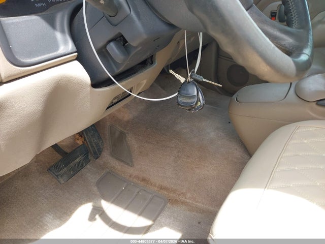 Продажа на аукционе авто 1998 Gmc Yukon Slt, vin: 1GKEK13R5WJ700779, номер лота: 44808577