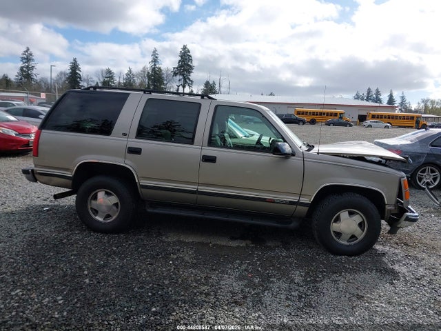 Продаж на аукціоні авто 1999 Gmc Yukon Sle, vin: 1GKEK13R4XJ750235, номер лоту: 44808587