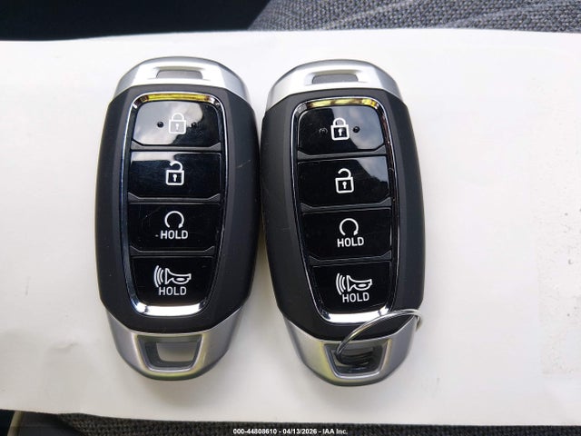 44808610 :رقم المزاد ، KMHRC8A37SU412140 vin ، 2025 Hyundai Venue Limited مزاد بيع