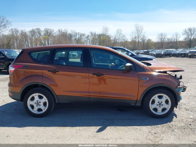 2017 Ford Escape S მანქანა იყიდება აუქციონზე, vin: 1FMCU0F71HUB34649, აუქციონის ნომერი: 44808625