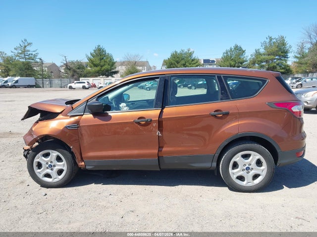 2017 Ford Escape S მანქანა იყიდება აუქციონზე, vin: 1FMCU0F71HUB34649, აუქციონის ნომერი: 44808625