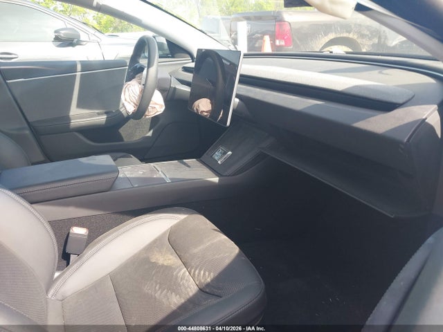 2025 TESLA MODEL 3 5YJ3E1EA8SF967126 Photo 4