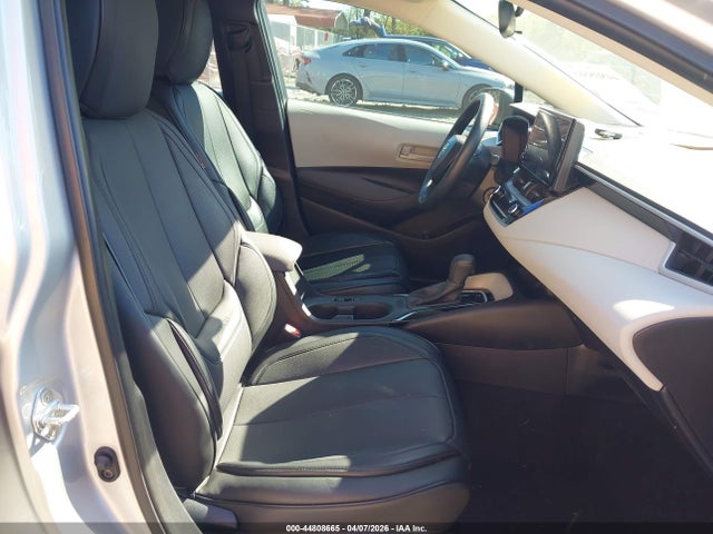 5YFB4MDE8RP216384 Toyota COROLLA LE