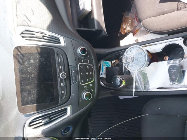 1G1ZD5ST8LF073644 Chevrolet Malibu Fwd Lt