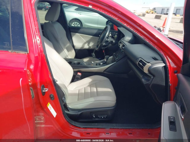 44808695 :رقم المزاد ، JTHBA1D20G5020512 vin ، 2016 Lexus Is 200t مزاد بيع