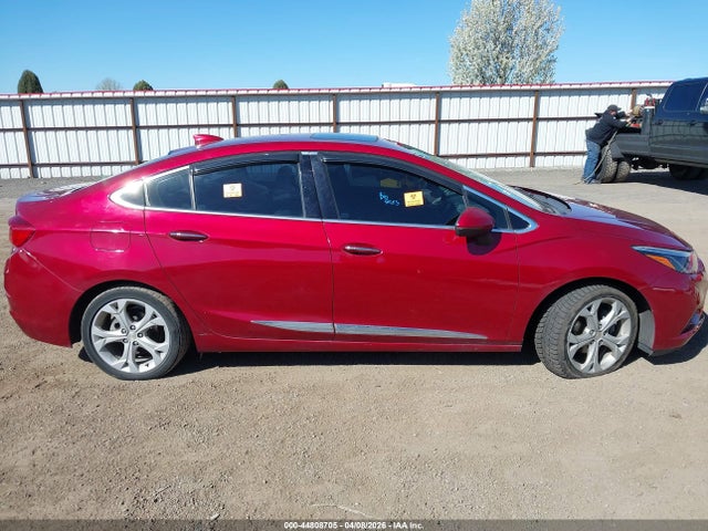 Chevrolet Cruze Premier Auto 2018 1G1BF5SM2J7183441 Image 12