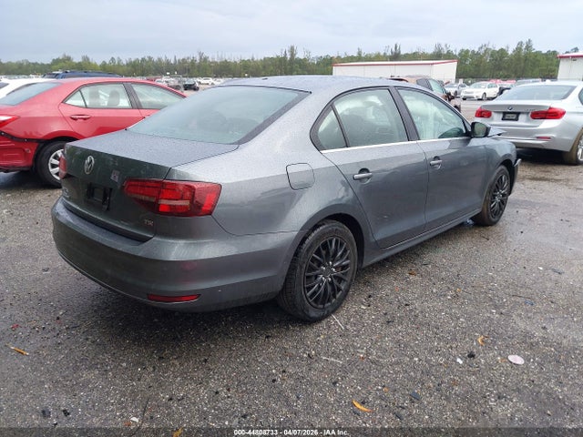 2017 Volkswagen Jetta 1.4t S მანქანა იყიდება აუქციონზე, vin: 3VW2B7AJ2HM372304, აუქციონის ნომერი: 44808733