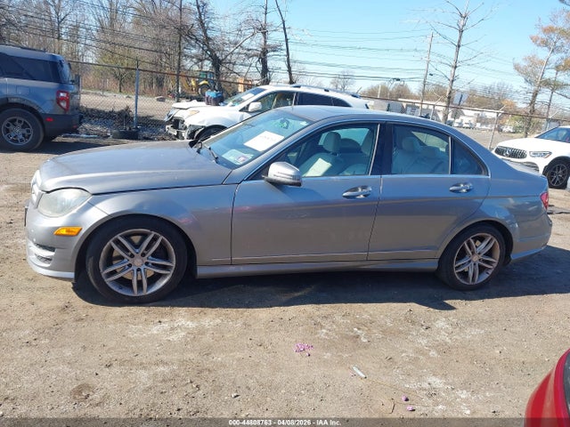 Продажа на аукционе авто 2014 Mercedes-benz C 300 Sport 4matic, vin: WDDGF8AB6EG204558, номер лота: 44808763