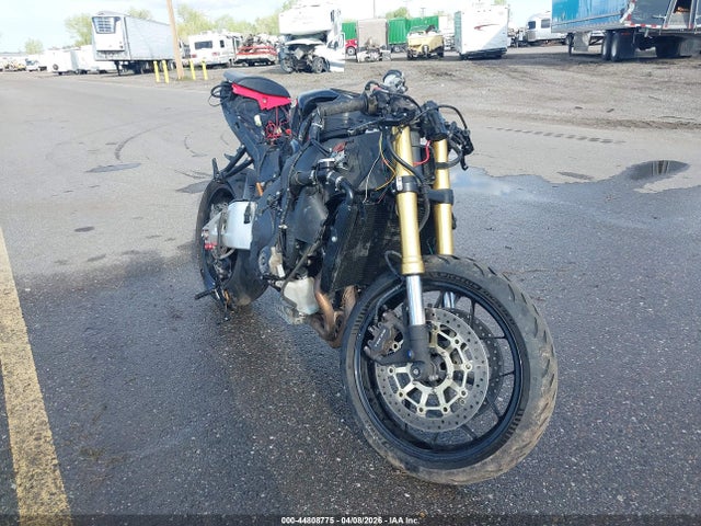 44808775 :رقم المزاد ، JH2PC4047DK600631 vin ، 2013 Honda Cbr600 Rr مزاد بيع