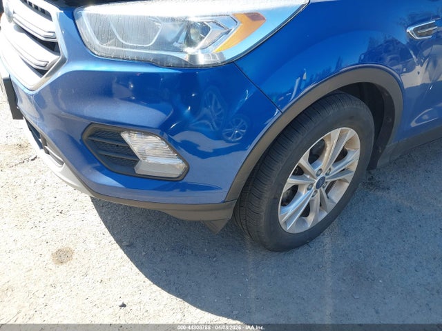 2017 FORD ESCAPE 1FMCU0GD0HUC02749 Photo 5