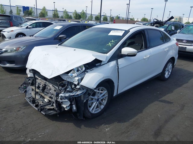 Ford FOCUS SE 2017 1FADP3F25HL325329 Image 2
