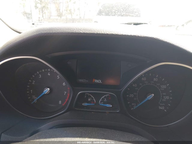Ford FOCUS SE 2017 1FADP3F25HL325329 Image 7