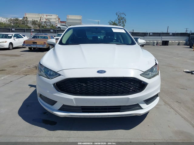 3FA6P0LU5HR358068 Ford Fusion Hybrid Se