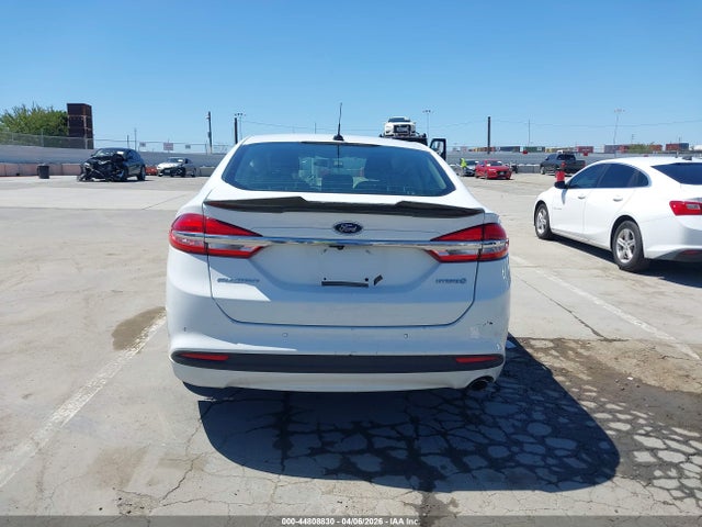 3FA6P0LU5HR358068 Ford Fusion Hybrid Se