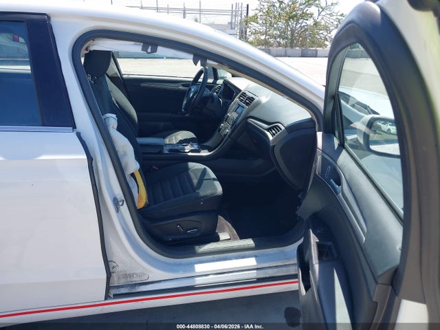 2017 FORD FUSION HYBRID 3FA6P0LU5HR358068 Photo 4