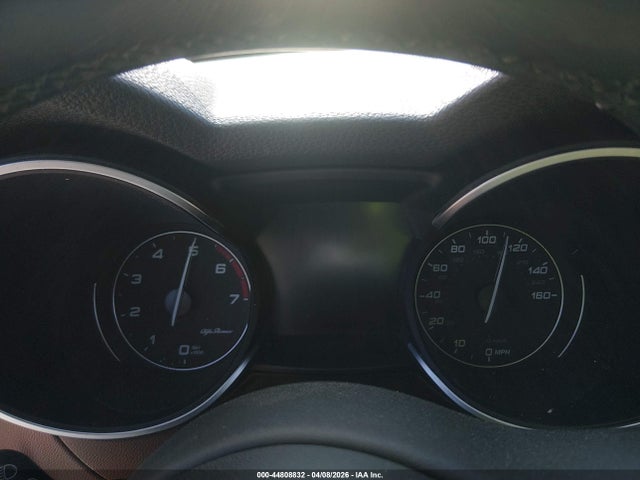 44808832 :رقم المزاد ، ZASFAKBN5J7C07298 vin ، 2018 Alfa Romeo Stelvio Ti Awd مزاد بيع