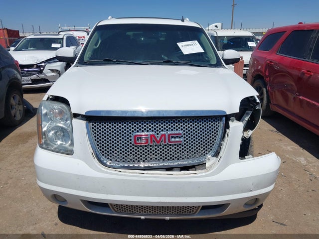2013 Gmc Yukon Xl 1500 Denali მანქანა იყიდება აუქციონზე, vin: 1GKS2MEFXDR375522, აუქციონის ნომერი: 44808833