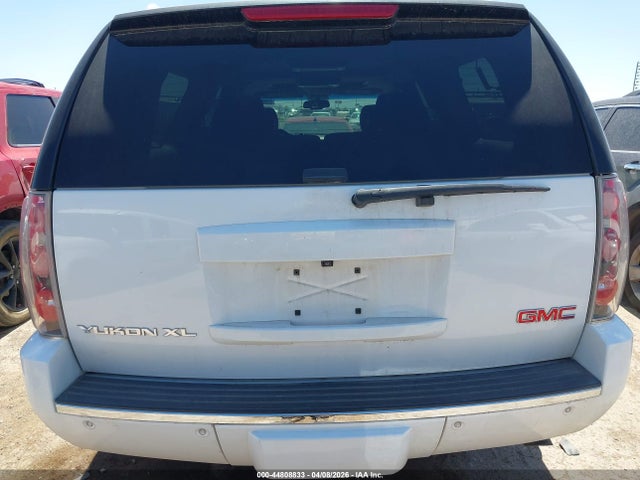 2013 Gmc Yukon Xl 1500 Denali მანქანა იყიდება აუქციონზე, vin: 1GKS2MEFXDR375522, აუქციონის ნომერი: 44808833