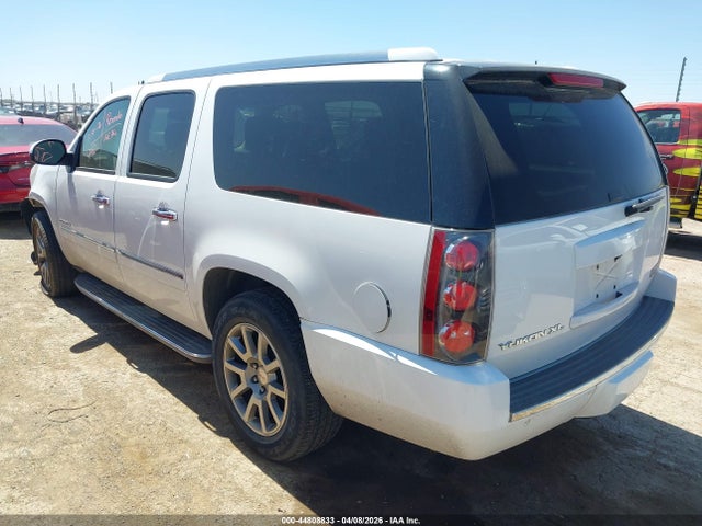 2013 Gmc Yukon Xl 1500 Denali მანქანა იყიდება აუქციონზე, vin: 1GKS2MEFXDR375522, აუქციონის ნომერი: 44808833