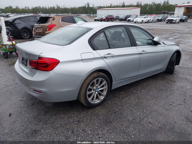 2016 Bmw 320i მანქანა იყიდება აუქციონზე, vin: WBA8E1G54GNT35705, აუქციონის ნომერი: 44808847