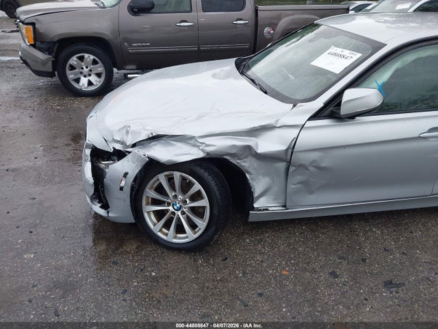 2016 Bmw 320i მანქანა იყიდება აუქციონზე, vin: WBA8E1G54GNT35705, აუქციონის ნომერი: 44808847