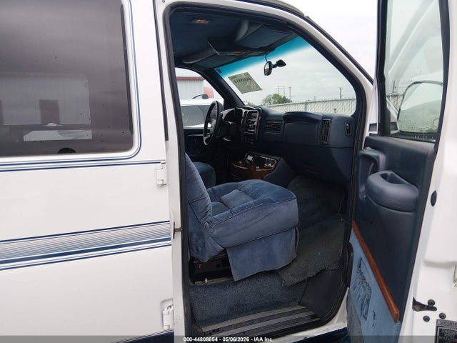 Продажа на аукционе авто 1999 Gmc Savana Rv G1500, vin: 1GDFG15R4X1153872, номер лота: 44808854