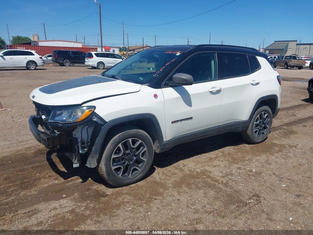 2019 JEEP COMPASS 3C4NJDDB1KT618195 Photo 1