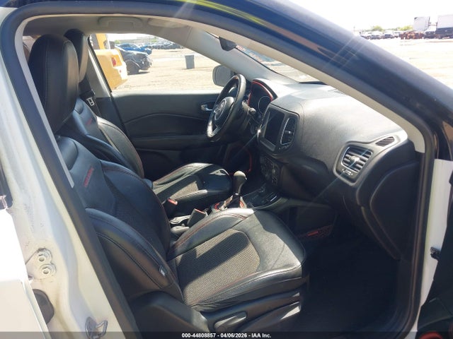 2019 JEEP COMPASS 3C4NJDDB1KT618195 Photo 4